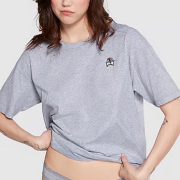 PINK Victoria's Secret Heather Gray Tee - Picture 7 of 7